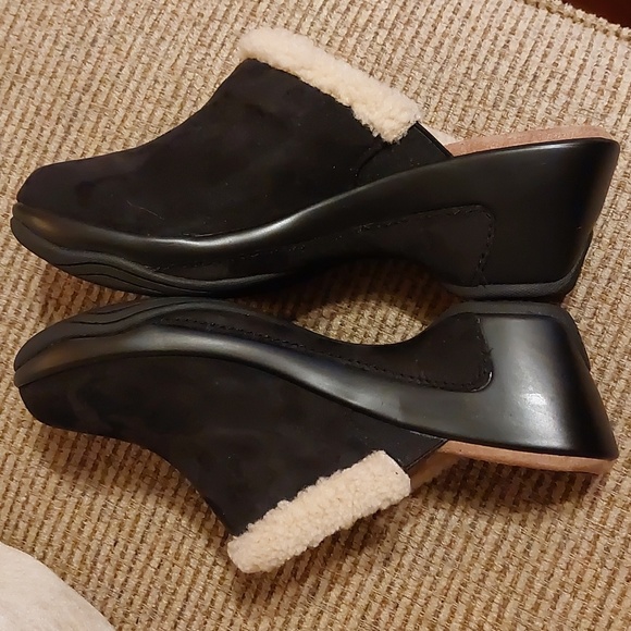 Rialto Clogs - Picture 5 of 8